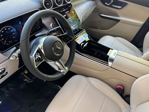 New 2026 Mercedes-Benz GLC 300 image 15