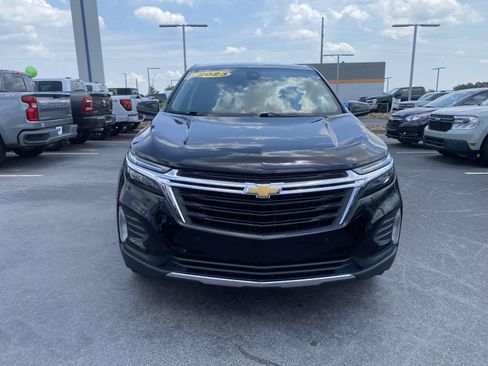 Used 2023 Chevrolet Equinox LT w/ Driver Convenience Package FWD image 2
