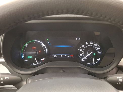 Used 2026 Toyota Sienna XLE FWD image 13