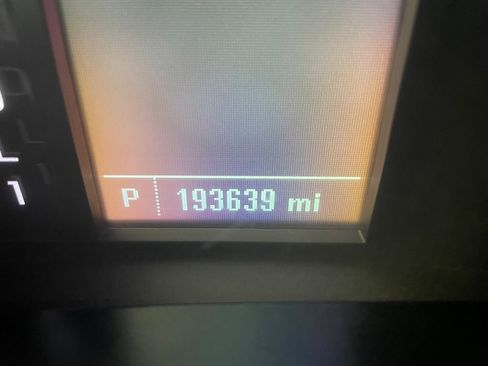 Used 2018 Chevrolet Silverado 2500 W/T w/ Snow Plow Prep Package image 21