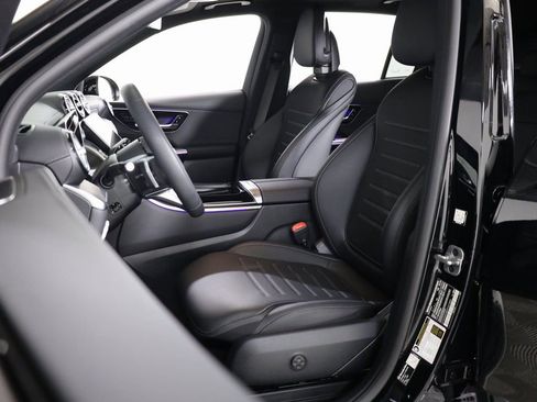 Used 2026 Mercedes-Benz GLC 300 4MATIC image 38