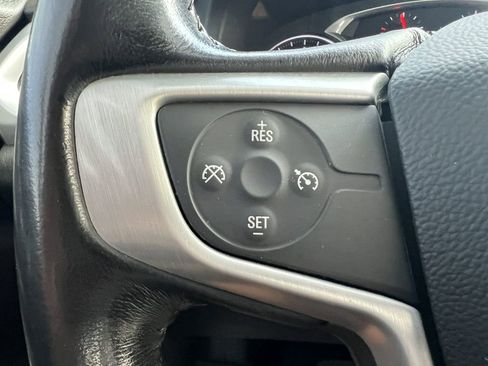 Used 2019 GMC Acadia SLT w/ Black Edition image 5