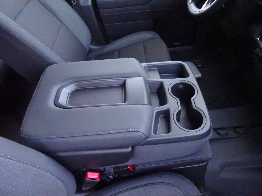 New 2026 Chevrolet Silverado 1500 RST AWD/4WD image 18