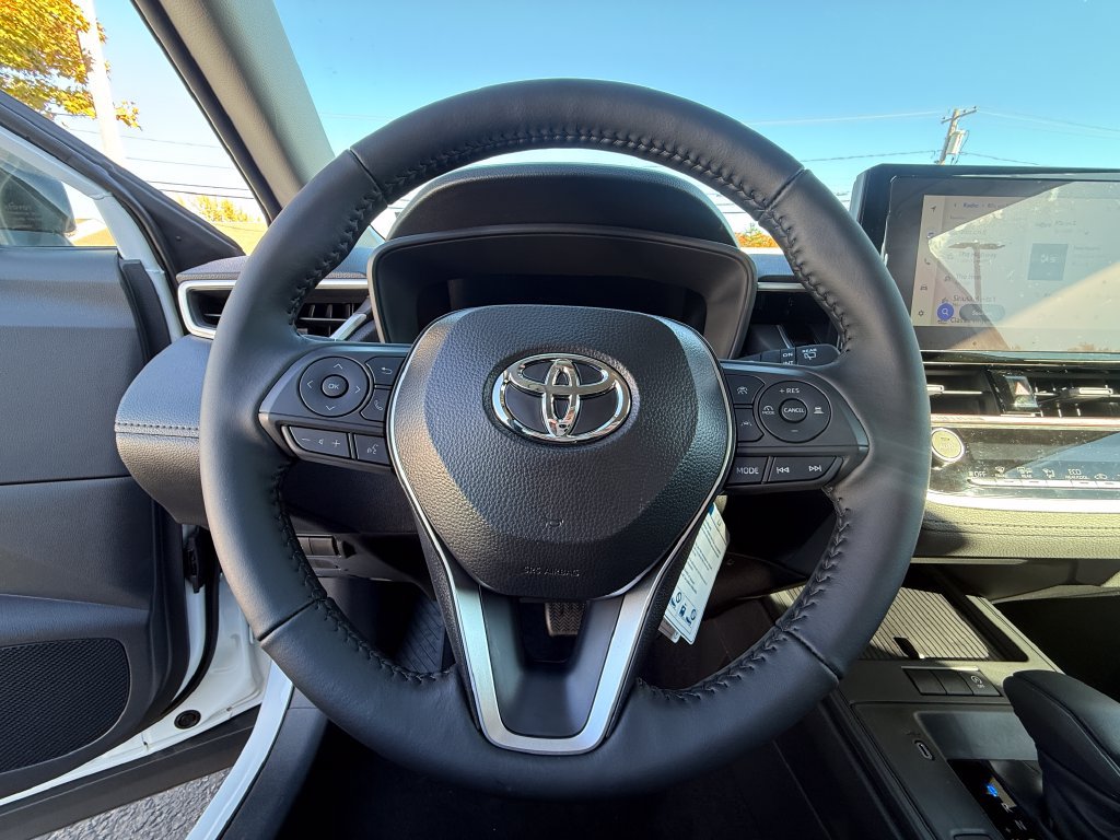 New 2026 Toyota Corolla Cross LE AWD/4WD image 8