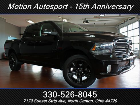 Used 2015 RAM 1500 Sport w/ Black Ram 1500 Sport Group AWD/4WD image 2