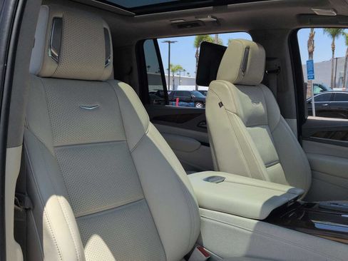Certified 2024 Cadillac Escalade ESV Sport Platinum w/ LPO, ONYX Package AWD/4WD image 28