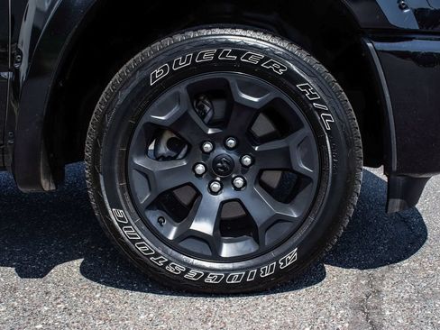 Used 2025 RAM 1500 Big Horn AWD/4WD image 7
