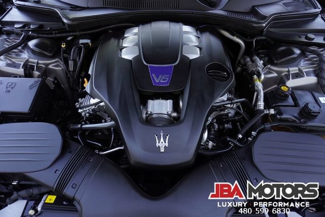 Used 2019 Maserati Ghibli S RWD image 31