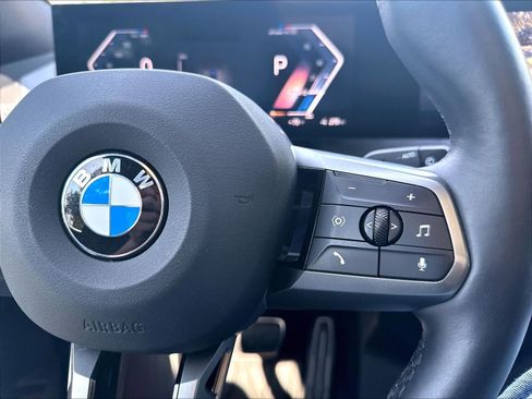 Used 2026 BMW iX xDrive60 w/ M Sport Package AWD/4WD image 15