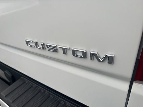 New 2026 Chevrolet Silverado 1500 Custom image 4