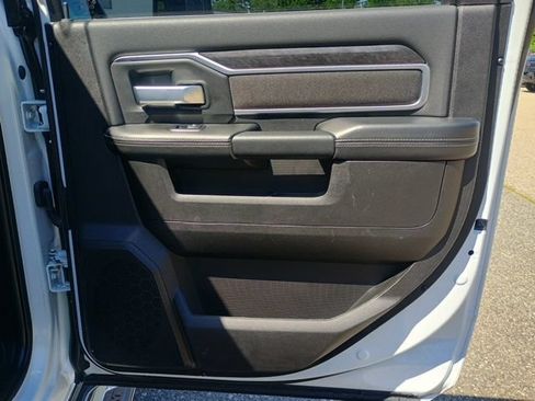 Used 2024 RAM 2500 Big Horn AWD/4WD image 16
