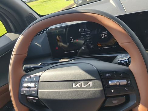 New 2026 Kia Sportage X-Line AWD/4WD image 13