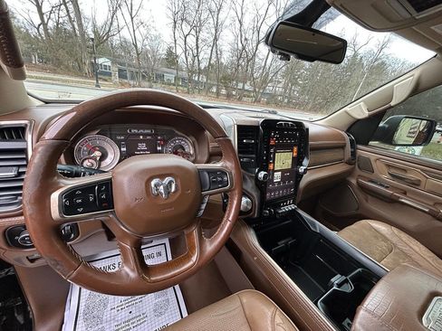 Used 2019 RAM 1500 Limited image 5