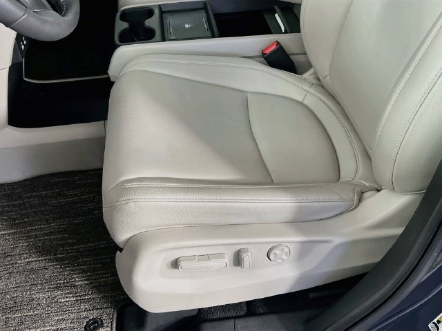 Used 2026 Honda Odyssey EX-L image 19