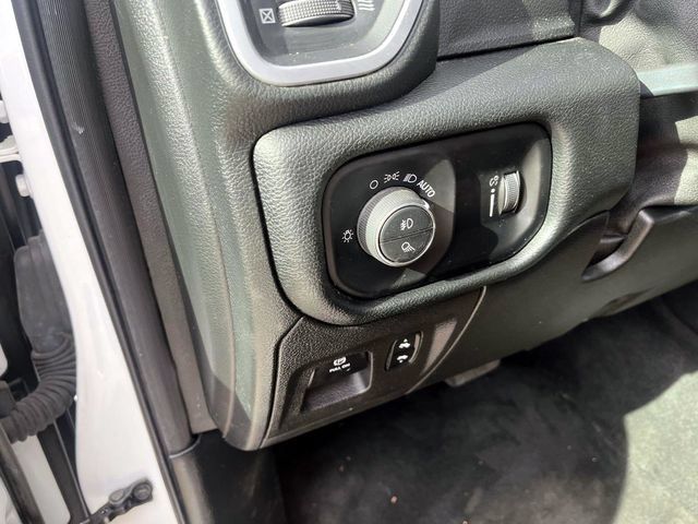 Used 2020 RAM 1500 Big Horn AWD/4WD image 22