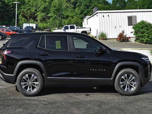 New 2026 Chevrolet Equinox LT AWD/4WD image 6