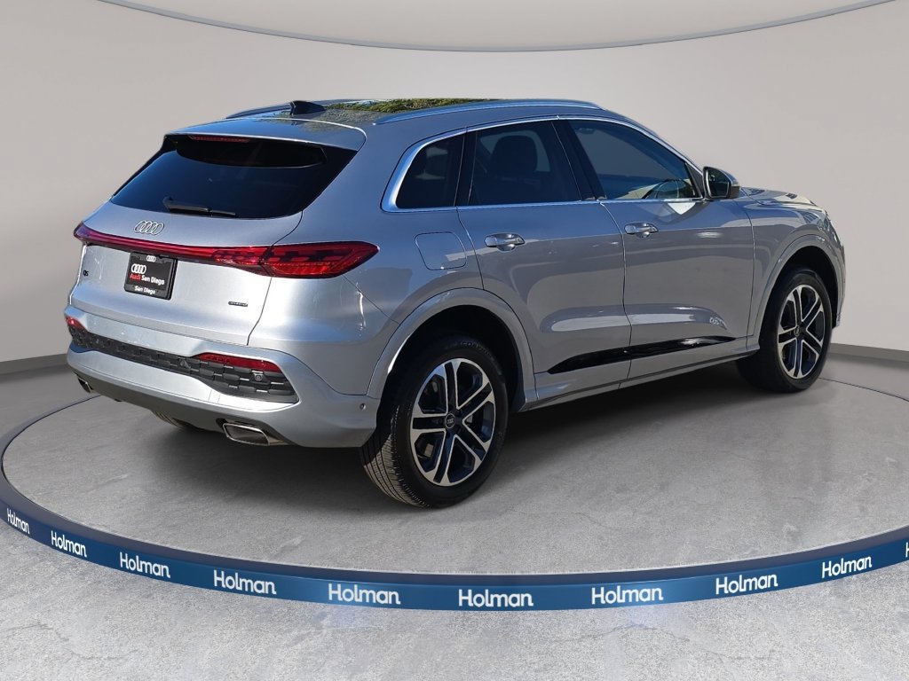 Certified 2026 Audi Q5 Premium AWD/4WD image 5