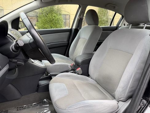 Used 2010 Nissan Sentra 2.0 SR w/ Convenience Pkg image 10