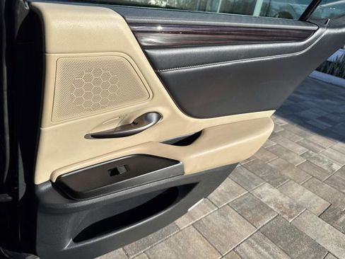 Used 2019 Lexus ES 350 Luxury image 23