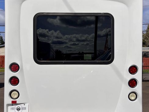 Used 2013 Ford E-350 and Econoline 350 Super Duty w/ Shuttle Bus Prep Pkg image 4