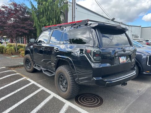 Used 2022 Toyota 4Runner TRD Pro AWD/4WD image 4