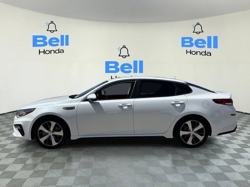 Used 2019 Kia Optima S FWD image 2