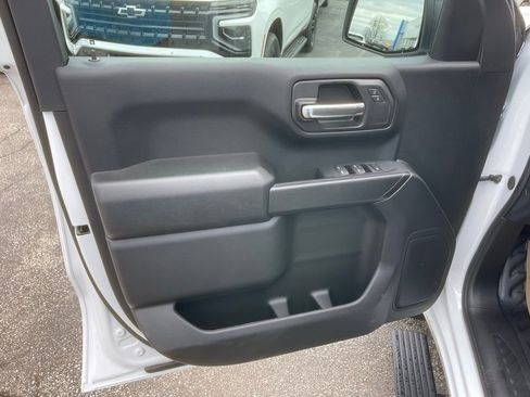 New 2026 Chevrolet Silverado 1500 W/T image 9