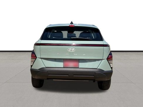 Used 2025 Hyundai Kona SE AWD/4WD image 5