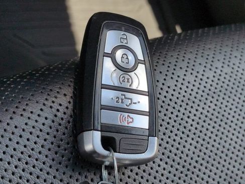 Used 2021 Ford F150 Lariat AWD/4WD image 30