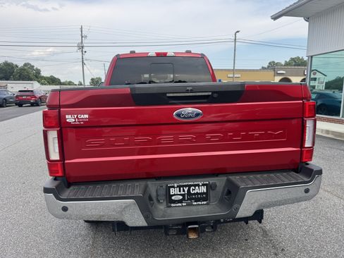Used 2021 Ford F250 Lariat w/ Lariat Ultimate Package AWD/4WD image 3
