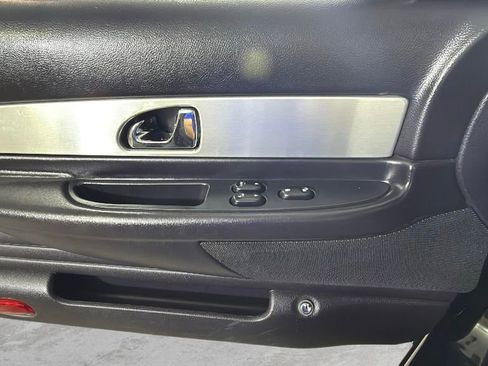 Used 2003 Ford Thunderbird RWD image 29