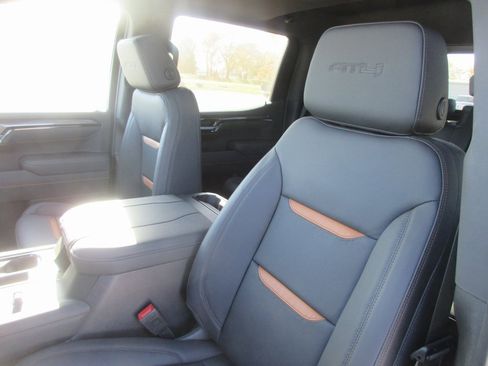 New 2026 GMC Sierra 1500 AT4 image 14