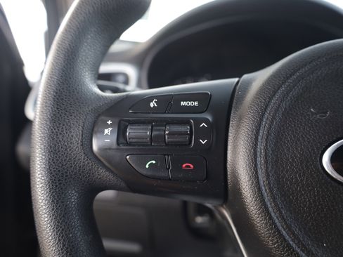 Used 2018 Kia Sorento AWD image 14
