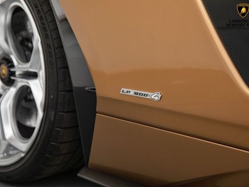 Used 2022 Lamborghini Aventador Countach image 7