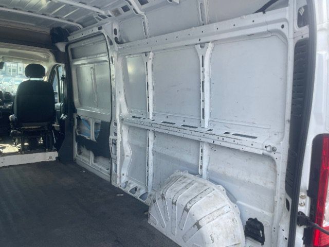 Used 2023 RAM ProMaster 2500 FWD image 8