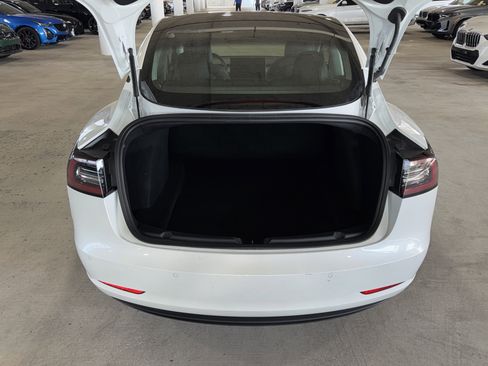 Used 2019 Tesla Model 3 Standard Range Plus image 13