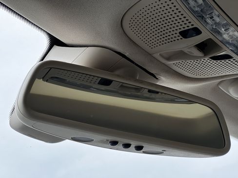 Used 2018 Mercedes-Benz C 300 Sedan image 26