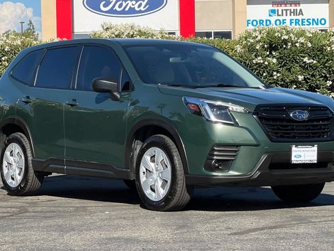 Used 2023 Subaru Forester AWD/4WD image 9
