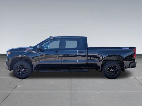 Used 2021 Chevrolet Silverado 1500 Custom Trail Boss AWD/4WD image 3