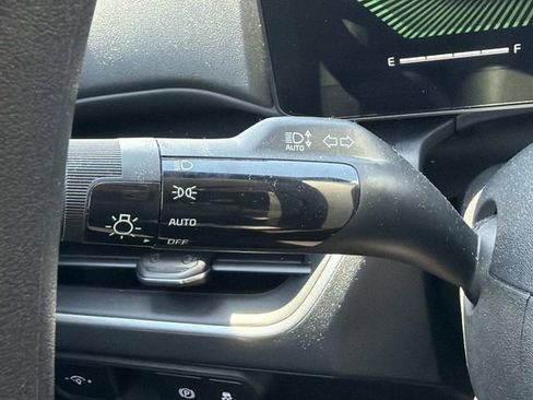 Used 2025 Kia K4 FWD image 26