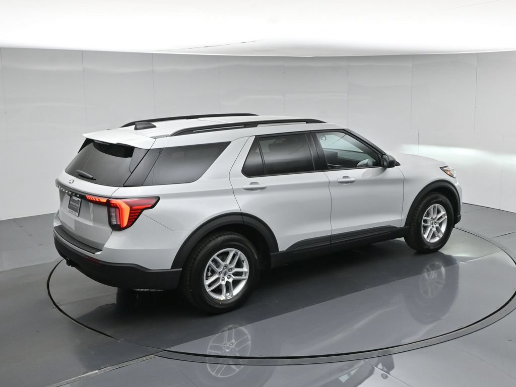 New 2027 Ford Explorer Active RWD image 40