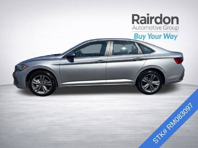 Used 2024 Volkswagen Jetta SE FWD image 4