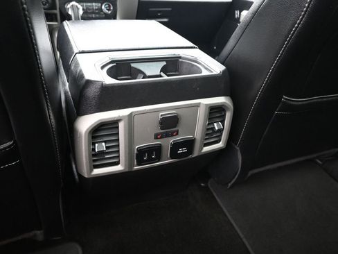 Used 2018 Ford F150 Lariat w/ Equipment Group 502A Luxury image 29