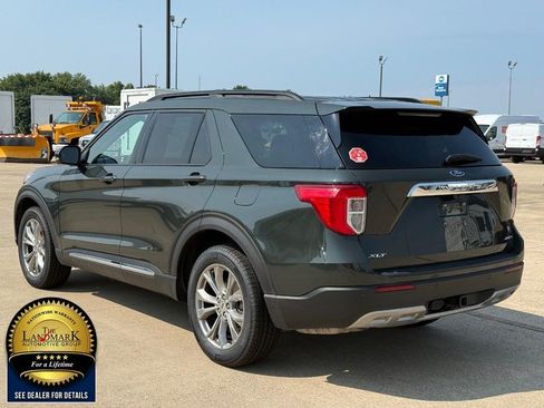 Certified 2023 Ford Explorer XLT w/ Equipment Group 202A AWD/4WD image 7