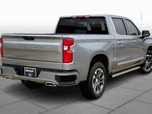 Certified 2025 Chevrolet Silverado 1500 High Country w/ Technology Package image 12