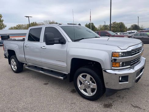 Used 2015 Chevrolet Silverado 2500 LTZ w/ Driver Alert Package image 7