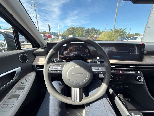 New 2026 Hyundai Sonata Blue FWD image 15