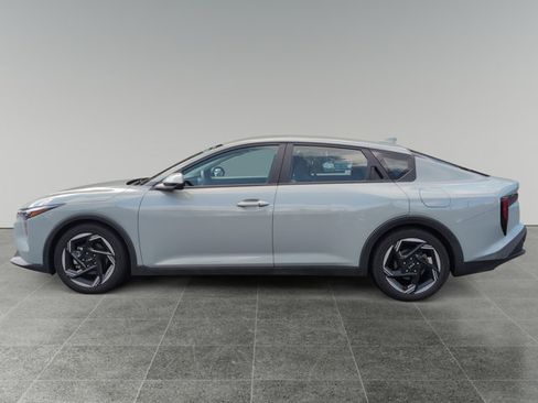 Used 2025 Kia K4 EX FWD image 2