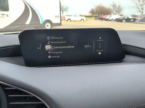 Used 2025 MAZDA MAZDA3 s image 19