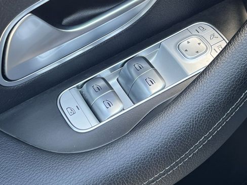 Used 2024 Mercedes-Benz GLE 350 4MATIC image 20